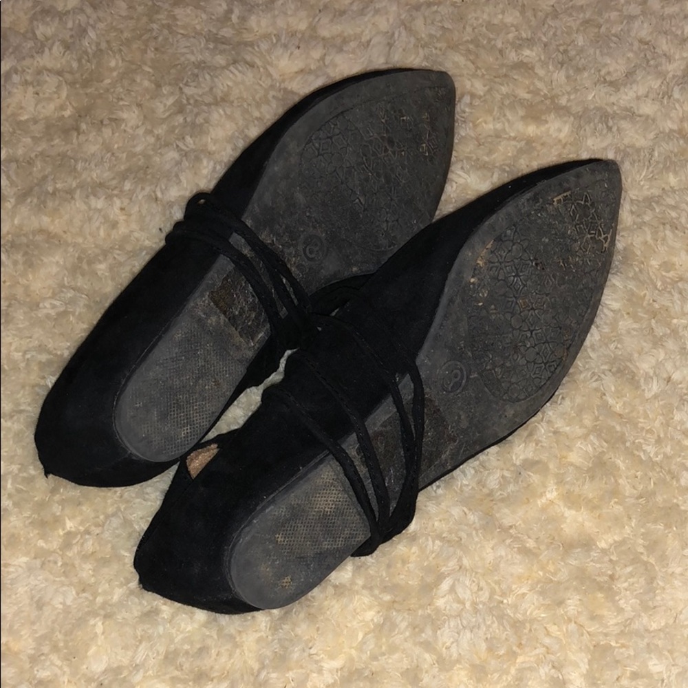 👣👣CANDIE’S FLATS - Picture 2 of 2